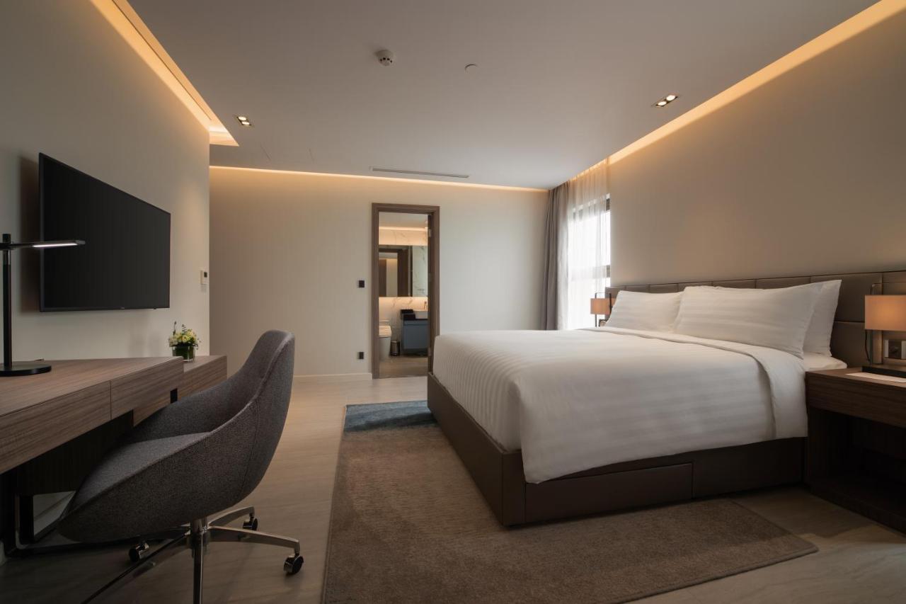 Oakwood Residence Ханой Экстерьер фото